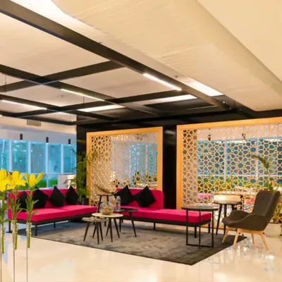 Luxury Lounge